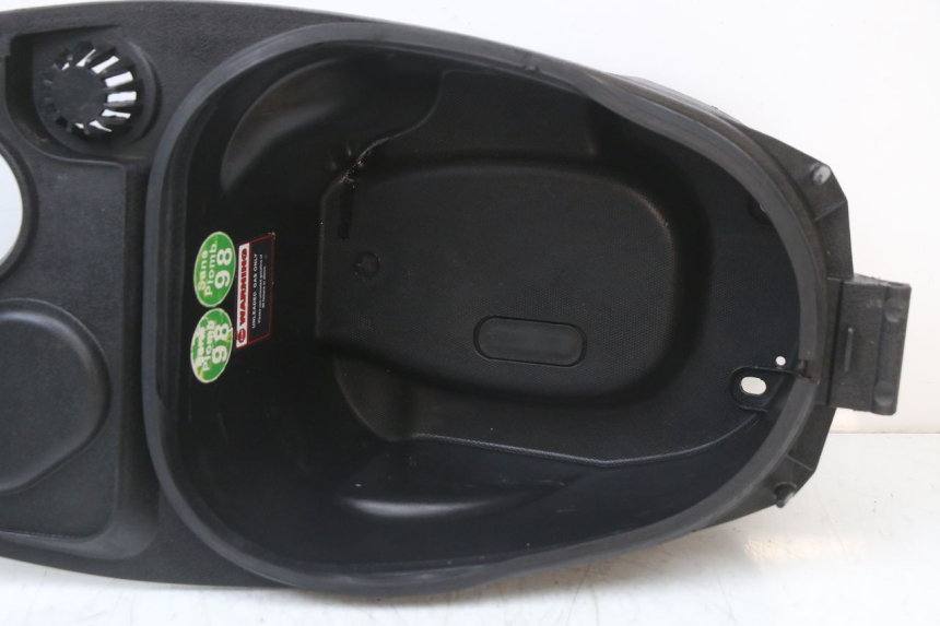 photo de COFFRE SELLE JM MOTORS EVOLIS 4T 50 (2018 - 2022) - Autre angle de vue