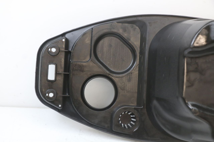 photo de COFFRE SELLE JM MOTORS EVOLIS 4T 50 (2018 - 2022) - Vue d’ensemble