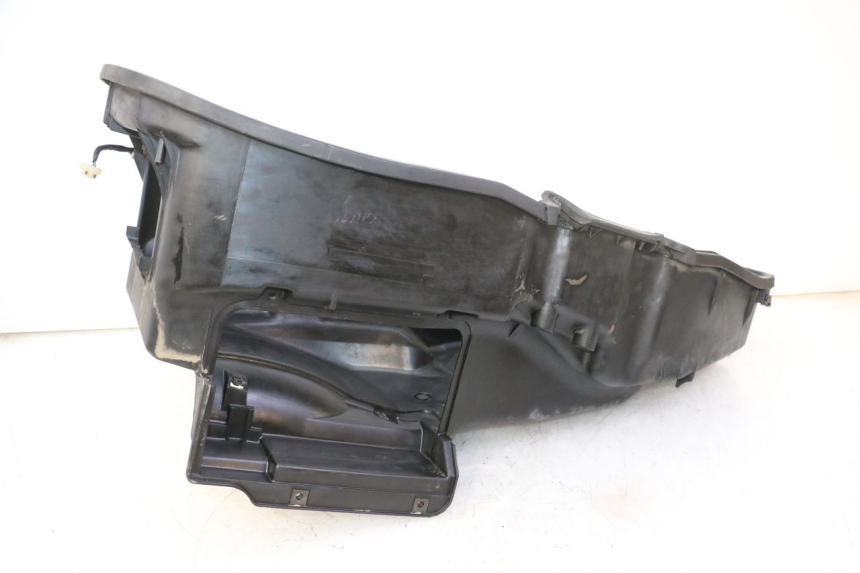 photo de COFFRE SELLE HONDA FES S-WING SWING ABS 125 (2007 - 2015) - Autre angle de vue