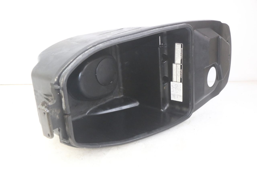 photo de COFFRE SELLE SYM FIDDLE 2 50 (2008 - 2013) - Détail de la pièce