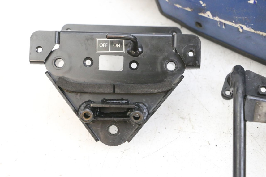 photo de COFFRE SELLE YAMAHA FJR ABS 1300 (2006 - 2012) - Focus structure