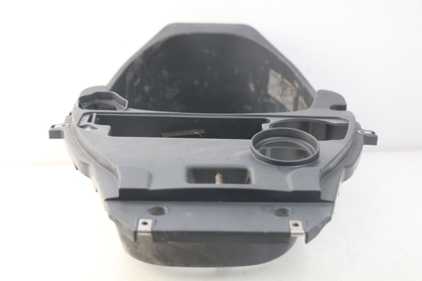 photo de COFFRE SELLE PIAGGIO FLY 2T 50 (2004 - 2017) - Gros plan technique