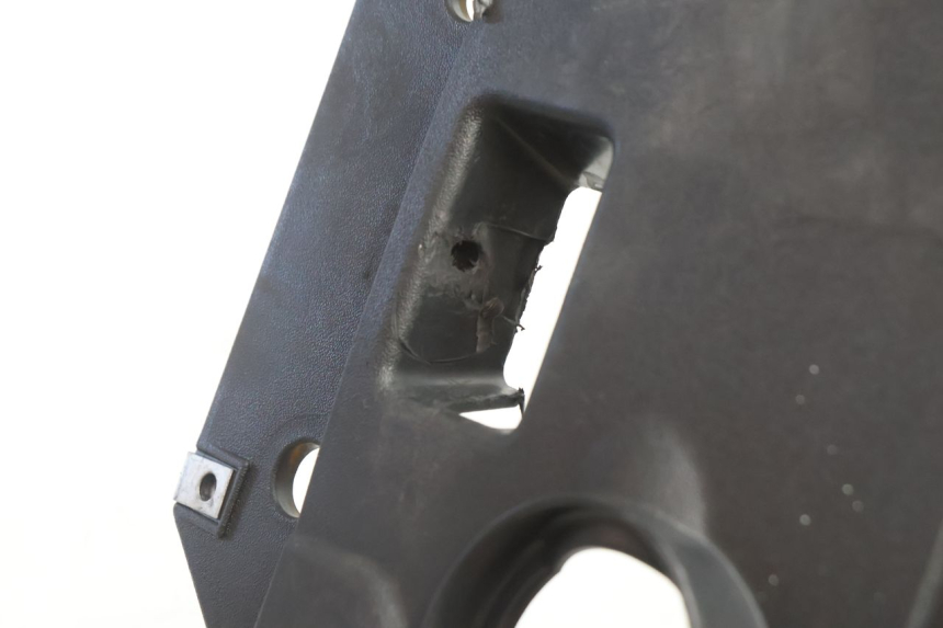 photo de COFFRE SELLE PIAGGIO FLY 2T 50 (2004 - 2017) - Points de fixation