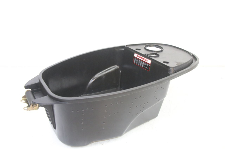 photo de COFFRE SELLE VENESI FLY RETRO 4T 50 (2020 - 2025) - Zoom état d’usage