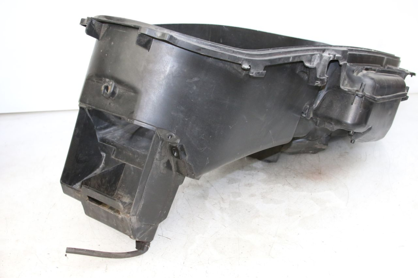 photo de COFFRE SELLE HONDA FORZA 125 (2015 - 2016) - Points de fixation