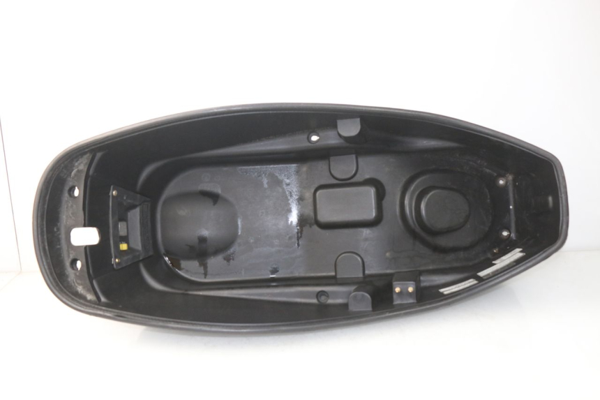 photo de COFFRE SELLE SYM GTS EFI ABS 125 (2012 - 2016) - Vue principale