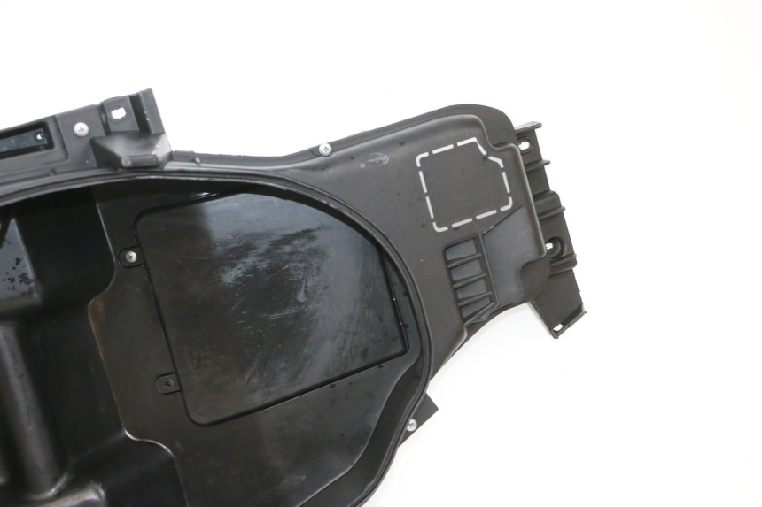 photo de COFFRE SELLE JM MOTORS GTS 125 (2015 - 2019) - Points de fixation