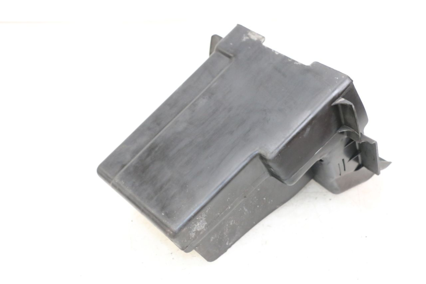 photo de COFFRE SELLE SUZUKI GZ MARAUDER 125 (1998 - 2004) - Autre angle de vue