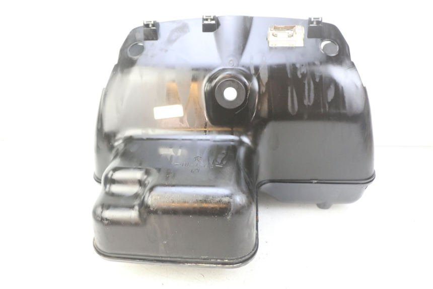 photo de COFFRE SELLE PIAGGIO HEXAGON 2T 125 (1994 - 1998) - Points de fixation