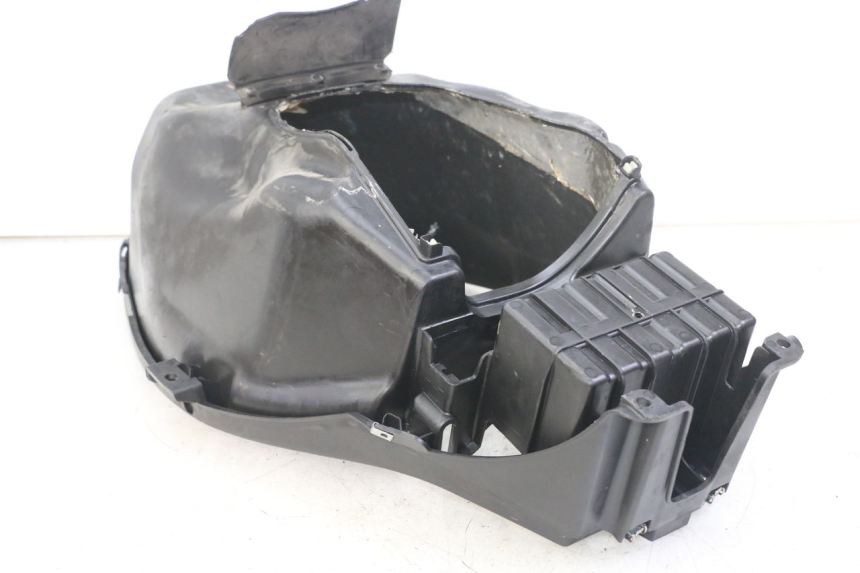 photo de COFFRE SELLE PIAGGIO IE MP3 YOURBAN 300 (2011 - 2016) - Zoom état d’usage