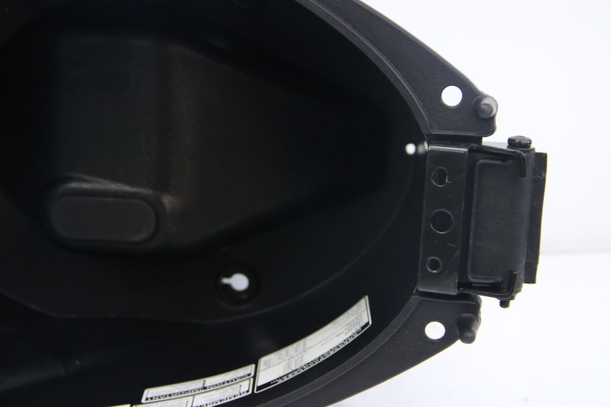 photo de COFFRE SELLE SYM JET 4 4T 50 (2018 - 2021) - Autre angle de vue