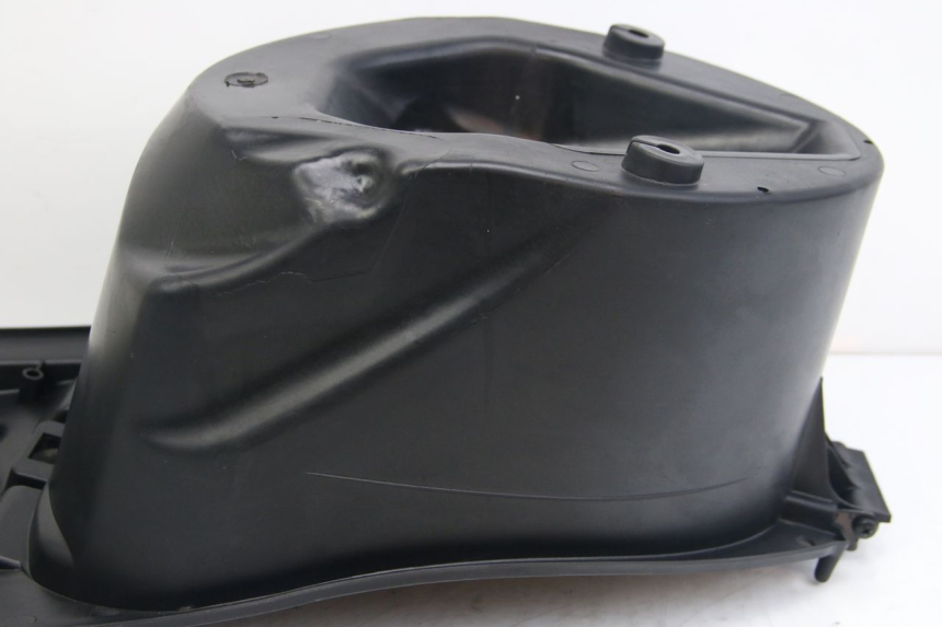 photo de COFFRE SELLE SYM JET 4 4T 50 (2018 - 2021) - Vue d’ensemble