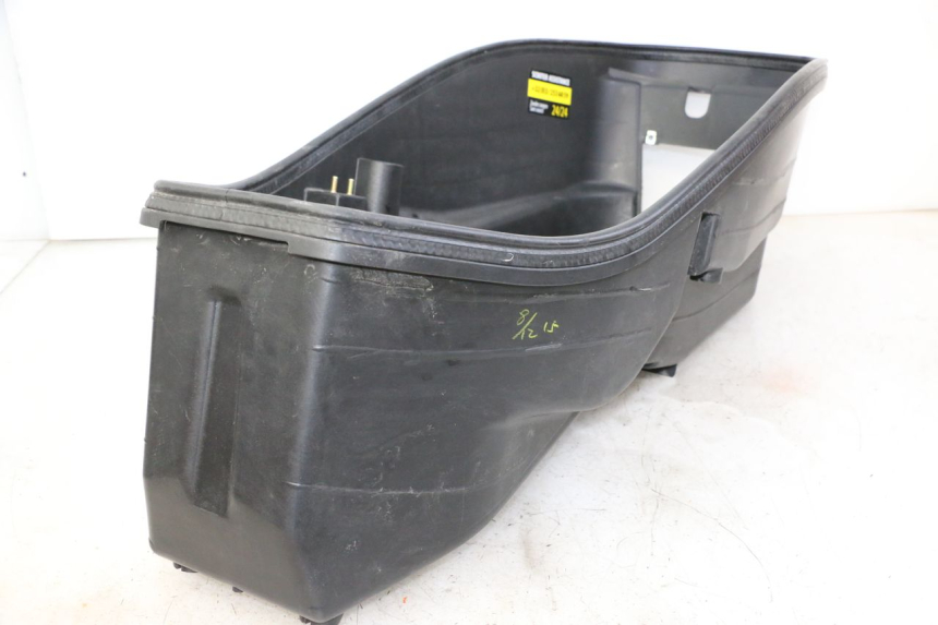 photo de COFFRE SELLE SYM JOYMAX 125 (2010 - 2017) - Gros plan technique