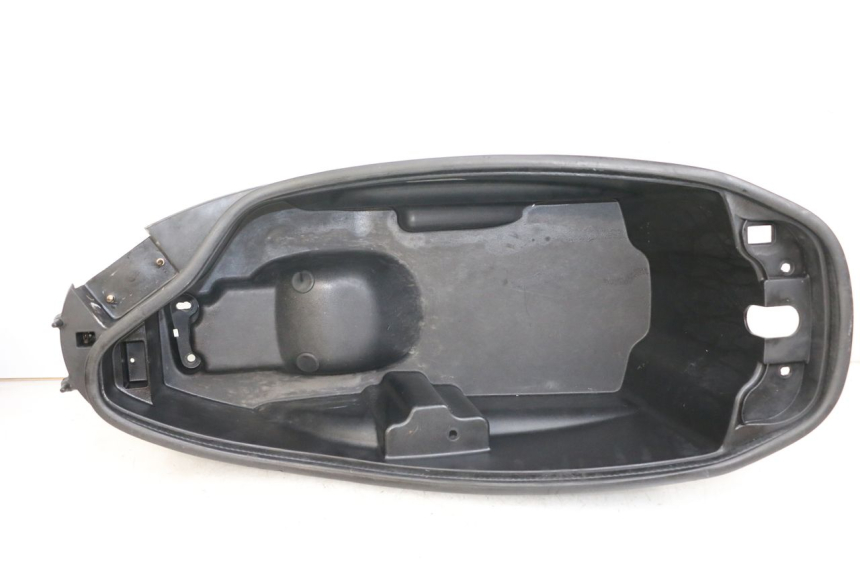 photo de COFFRE SELLE SYM JOYRIDE EVO 125 (2009 - 2016) - Autre angle de vue