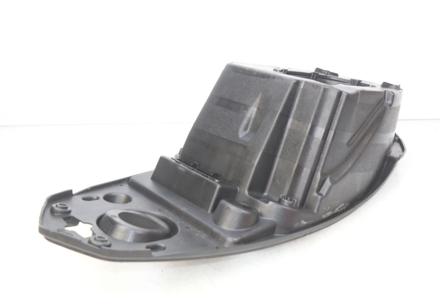 photo de COFFRE SELLE PEUGEOT KISBEE 2T 50 (2010 - 2017) - Détail de la pièce