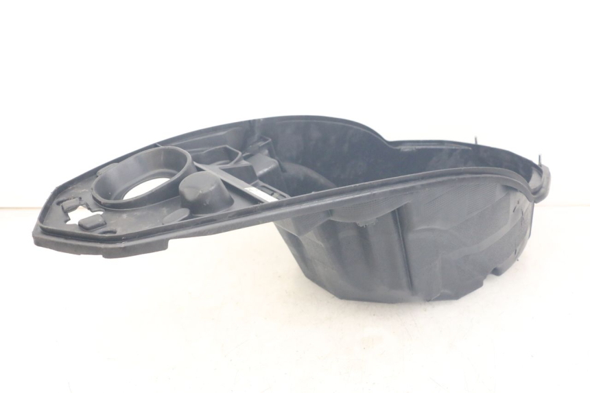 photo de COFFRE SELLE PEUGEOT KISBEE 2T 50 (2018 - 2022) - Zoom état d’usage