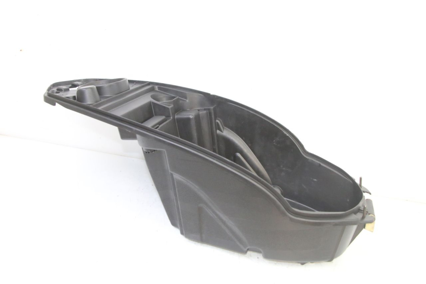 photo de COFFRE SELLE PEUGEOT KISBEE 2T 50 (2010 - 2017) - Zoom état d’usage