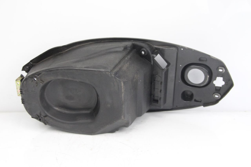 photo de COFFRE SELLE PEUGEOT KISBEE 4T 50 (2018 - 2022) - Zoom état d’usage