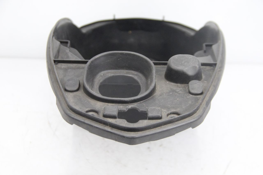 photo de COFFRE SELLE PEUGEOT KISBEE 4T 50 (2018 - 2022) - Gros plan technique