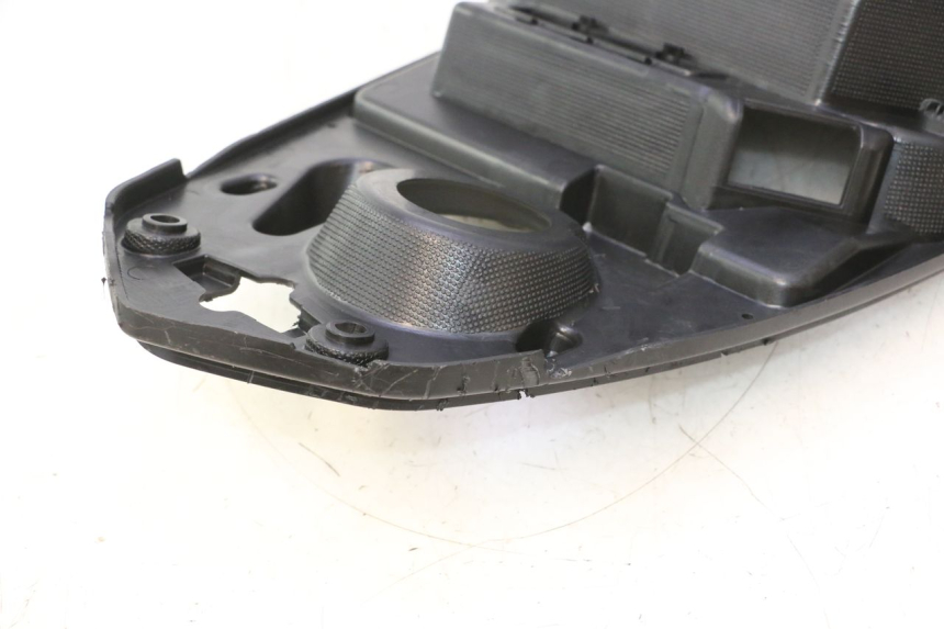 photo de COFFRE SELLE PEUGEOT KISBEE 4T 50 (2023 - 2026) - Autre angle de vue