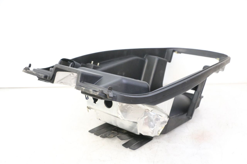 photo de COFFRE SELLE KYMCO XCITING 500 (2007 - 2010) - Vue d’ensemble