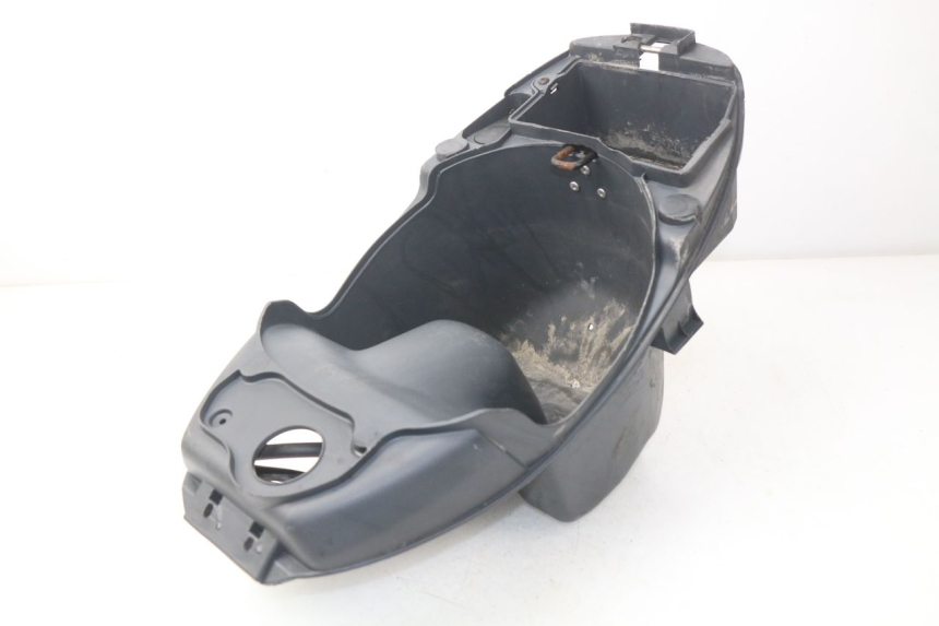 photo de COFFRE SELLE PIAGGIO LIBERTY 4T 50 (2004 - 2008) - Vue principale