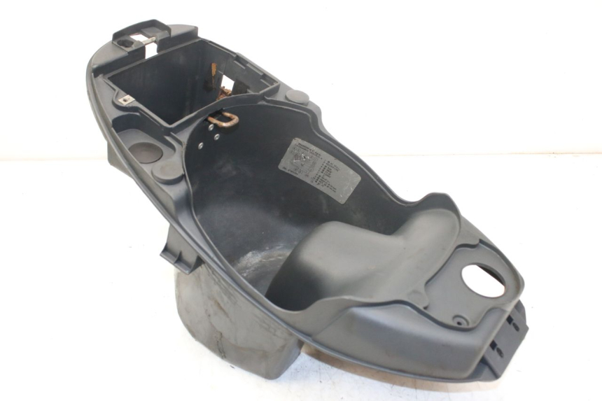 photo de COFFRE SELLE PIAGGIO LIBERTY 4T 50 (2004 - 2008) - Vue principale