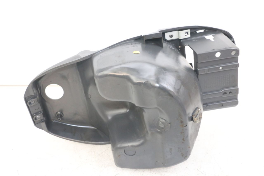 photo de COFFRE SELLE PIAGGIO LIBERTY 125 (2009 - 2013) - Gros plan technique