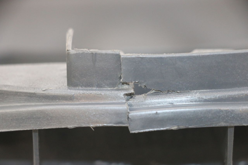 photo de COFFRE SELLE PIAGGIO LIBERTY 125 (2009 - 2013) - Points de fixation