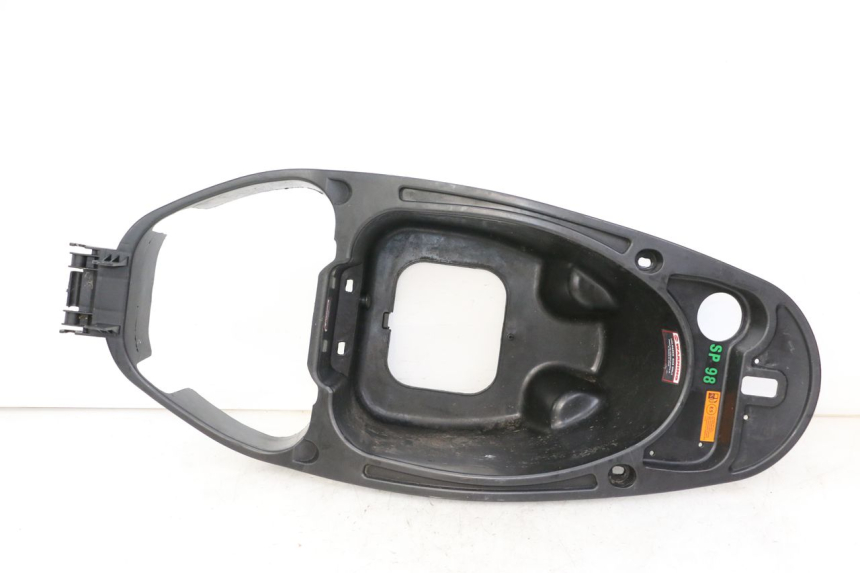 photo de COFFRE SELLE LONGJIA SHARPY 125 (2020 - 2024) - Vue principale