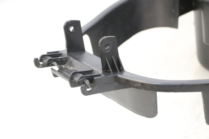 photo de COFFRE SELLE LONGJIA SHARPY 125 (2020 - 2024) - Gros plan technique