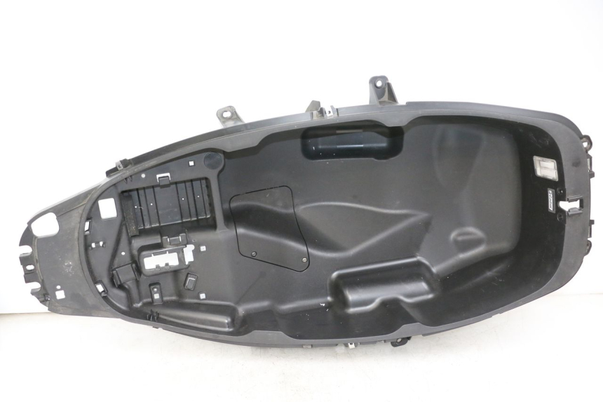 photo de COFFRE SELLE PIAGGIO MP3 HPE 350 (2018 - 2020) - Vue principale