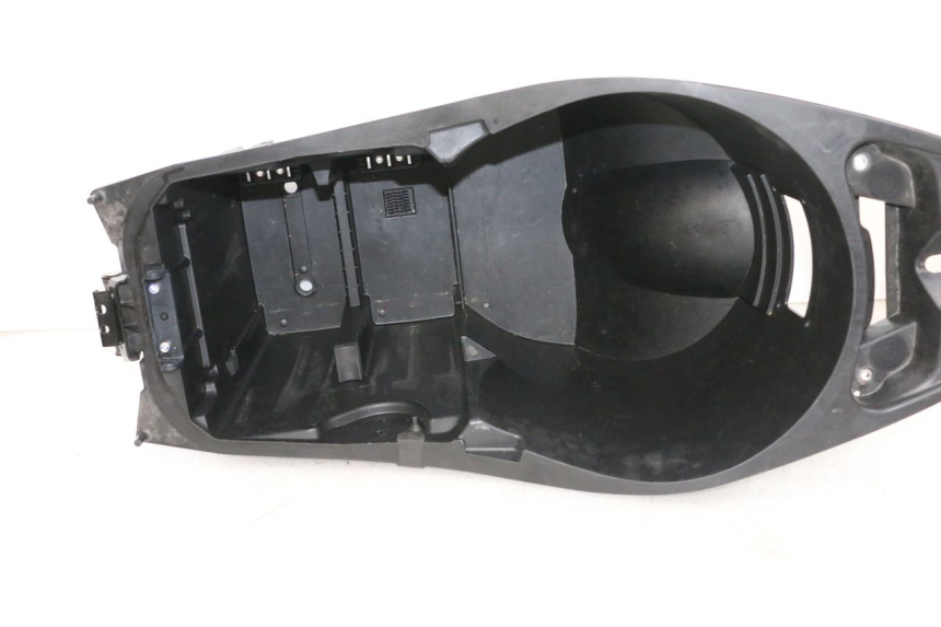 photo de COFFRE SELLE YAMAHA NEO'S CORE 1 (2022 - 2026) - Vue produit