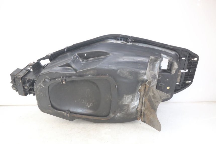 photo de COFFRE SELLE GILERA NEXUS 125 (2007 - 2009) - Points de fixation