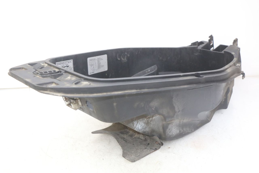 photo de COFFRE SELLE GILERA NEXUS 125 (2007 - 2009) - Marquages et références