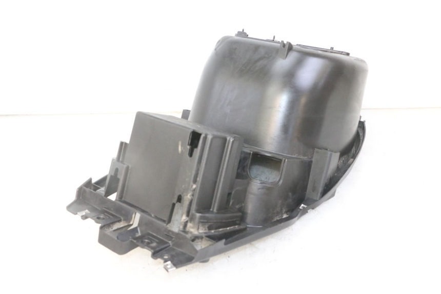 photo de COFFRE SELLE PIAGGIO NRG POWER PUREJET 50 (2018 - 2021) - Zoom état d’usage