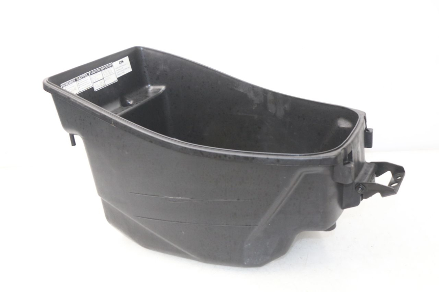 photo de COFFRE SELLE SYM ORBIT 2 4T 50 (2018 - 2022) - Gros plan technique