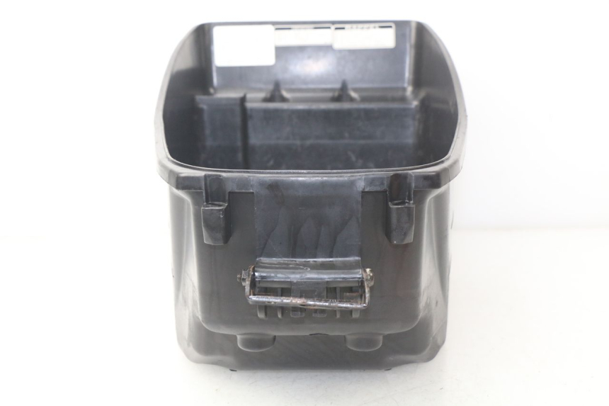 photo de COFFRE SELLE SYM ORBIT 2 50 (2008 - 2014) - Détail de la pièce