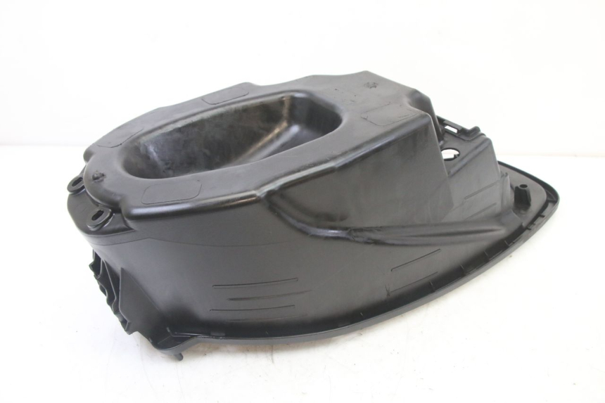 photo de COFFRE SELLE SYM ORBIT III 3 4T 50 (2021 - 2025) - Points de fixation