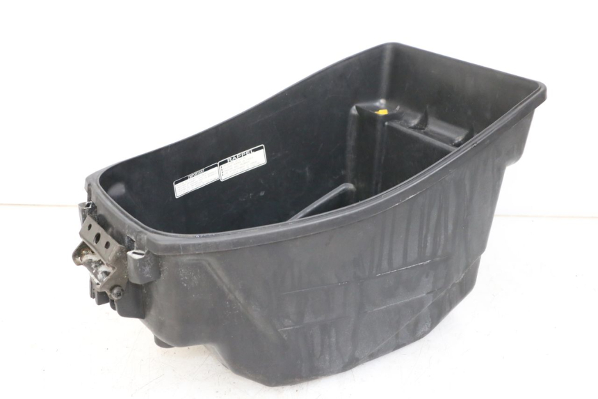 photo de COFFRE SELLE SYM ORBIT 50 (2008 - 2010) - Zoom état d’usage