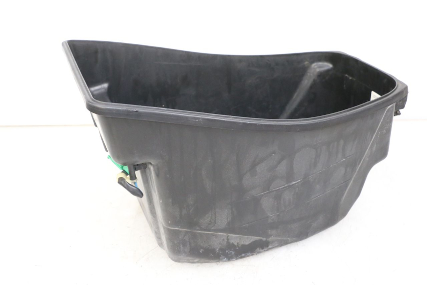 photo de COFFRE SELLE SYM ORBIT 50 (2008 - 2010) - Autre angle de vue