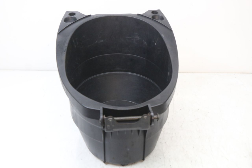 photo de COFFRE SELLE MBK OVETTO 2T 50 (2007 - 2017) - Zoom état d’usage