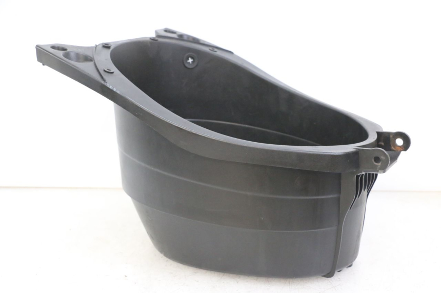 photo de COFFRE SELLE MBK OVETTO 4T 50 (2008 - 2016) - Détail de la pièce