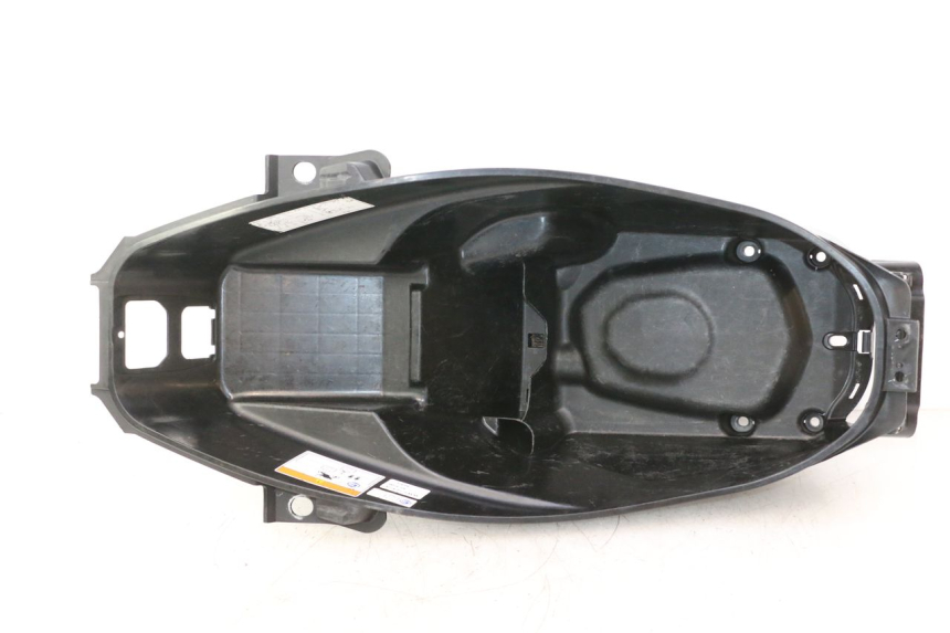 photo de COFFRE SELLE HONDA PCX (JF28) 125 (2009 - 2011) - Vue principale