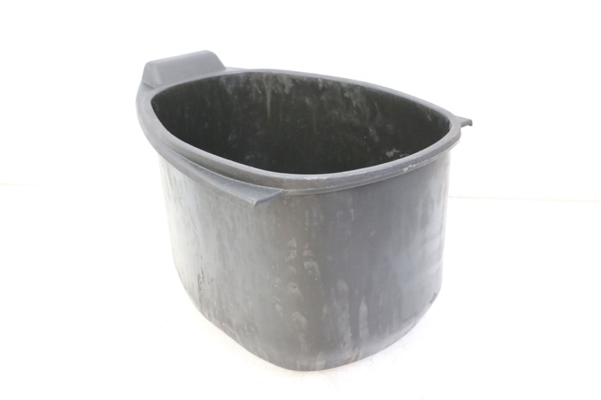 photo de COFFRE SELLE PIAGGIO VESPA S 2T 50 (2007 - 2014) - Autre angle de vue