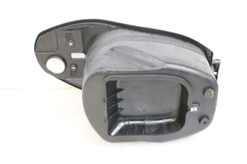 photo de Seat cowl EUROCKA R8 4T 50 (2013 - 2022) - Zoom état d’usage