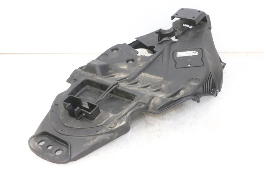 photo de COFFRE SELLE APRILIA SCARABEO GT TOURING 125 (1999 - 2005) - Autre angle de vue