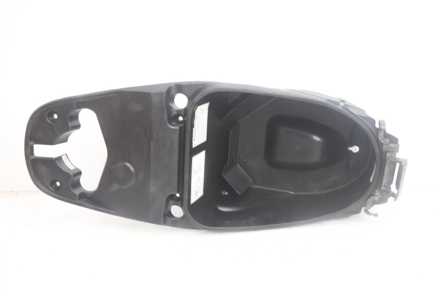 photo de COFFRE SELLE HONDA SCV LEAD 100 (2003 - 2007) - Vue principale