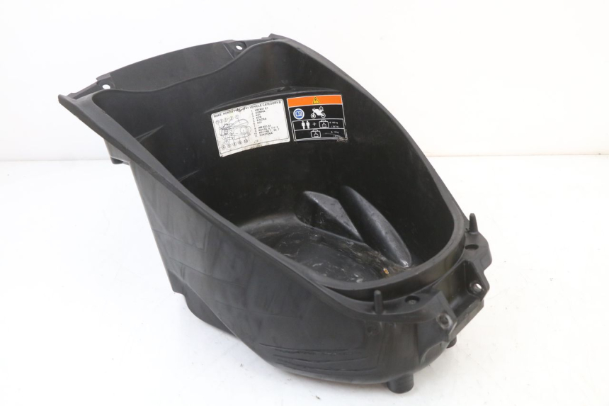 photo de COFFRE SELLE HONDA SH ABS 125 (2012 - 2017) - Vue principale