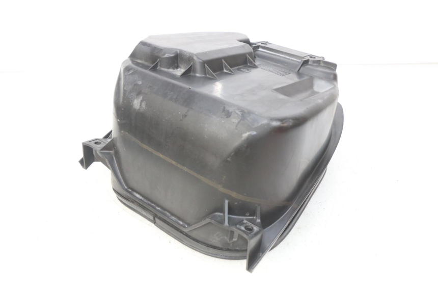 photo de COFFRE SELLE SUZUKI SIXTEEN 125 (2008 - 2010) - Autre angle de vue